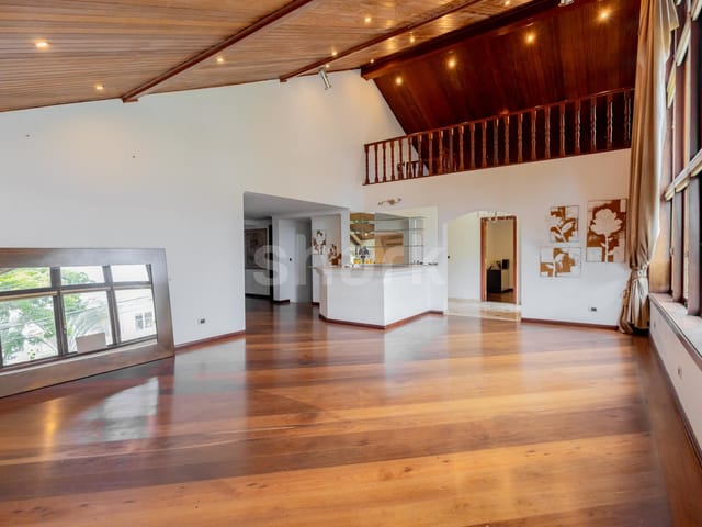 Casa com 740m² 4 quartos e 6 banheiros, à venda, no bairro Alphaville em Santana de Parnaíba