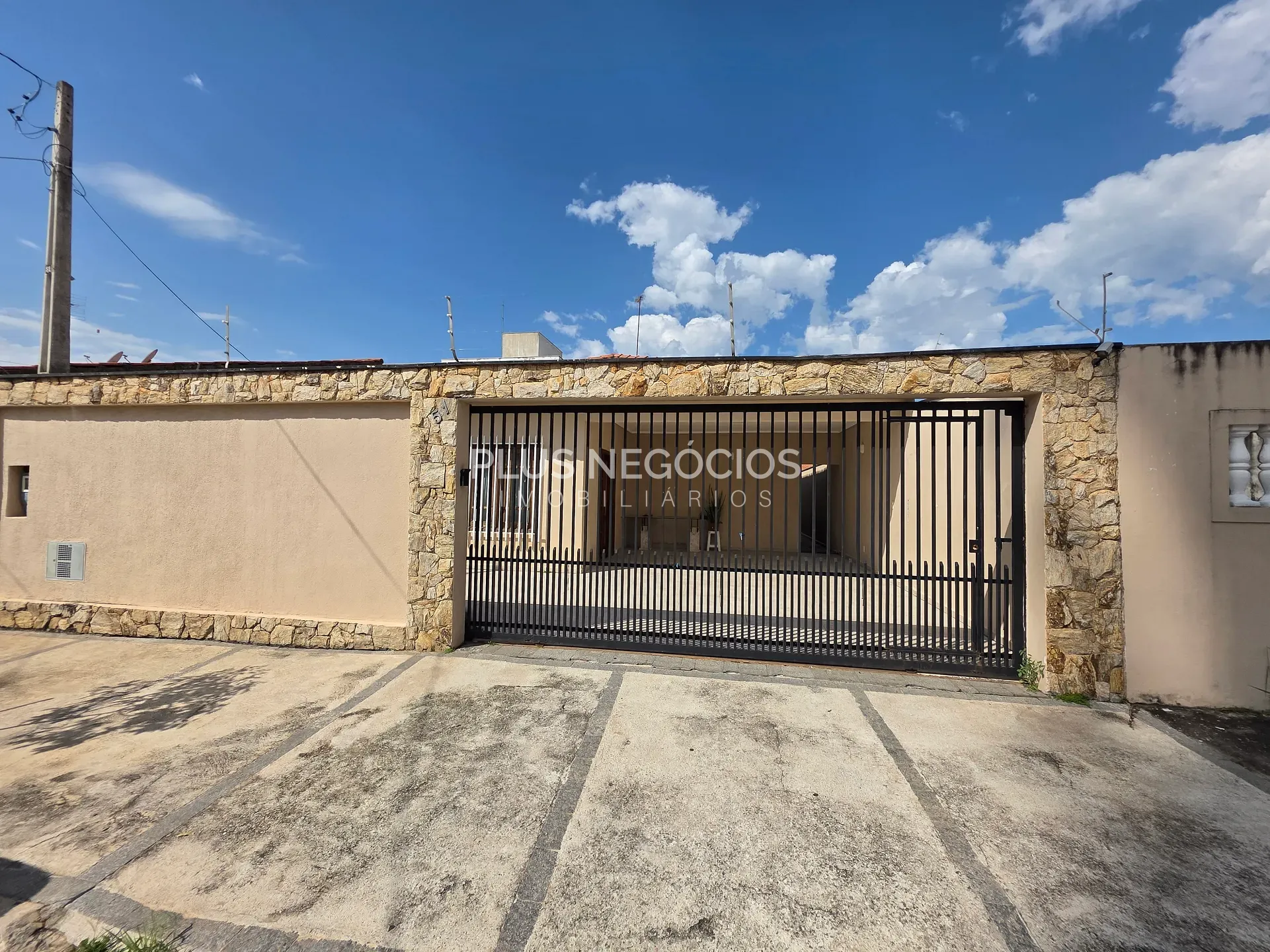 Casa, 3 quartos, 170 m² - Foto 2