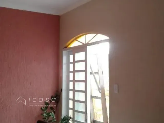Casa com 250m² 3 quartos e 2 banheiros, à venda, no bairro Vila Menino Jesus em Caçapava