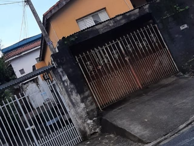 Casa com 396m² 3 quartos e 2 banheiros, à venda, no bairro Residencial Campos Maia em Pindamonhangaba