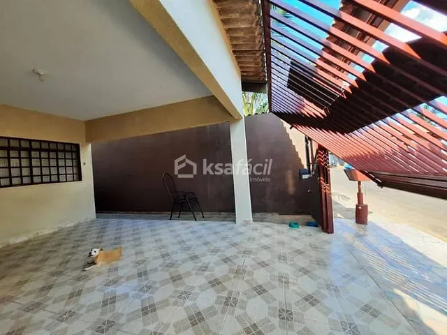 Casa com 200m² 2 quartos e 2 banheiros, à venda, no bairro Jardim do Zé Pereira em Campo Grande