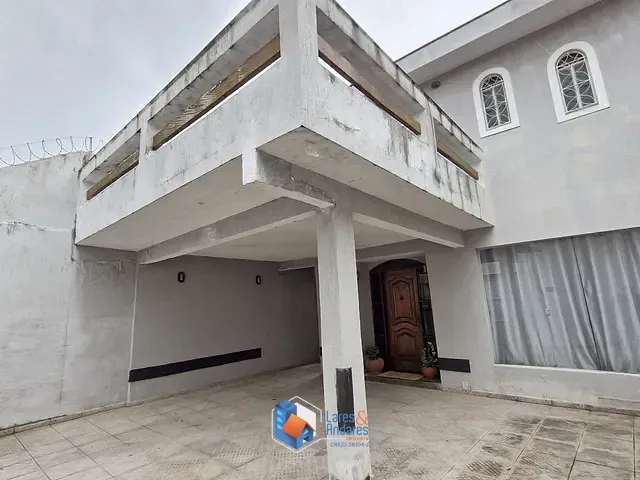 Casa com 222m² 3 quartos e 4 banheiros, à venda, no bairro Jardim Tremembe em São Paulo