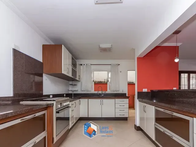 Casa com 569m² 3 quartos e 4 banheiros, à venda, no bairro Vila Albertina em São Paulo
