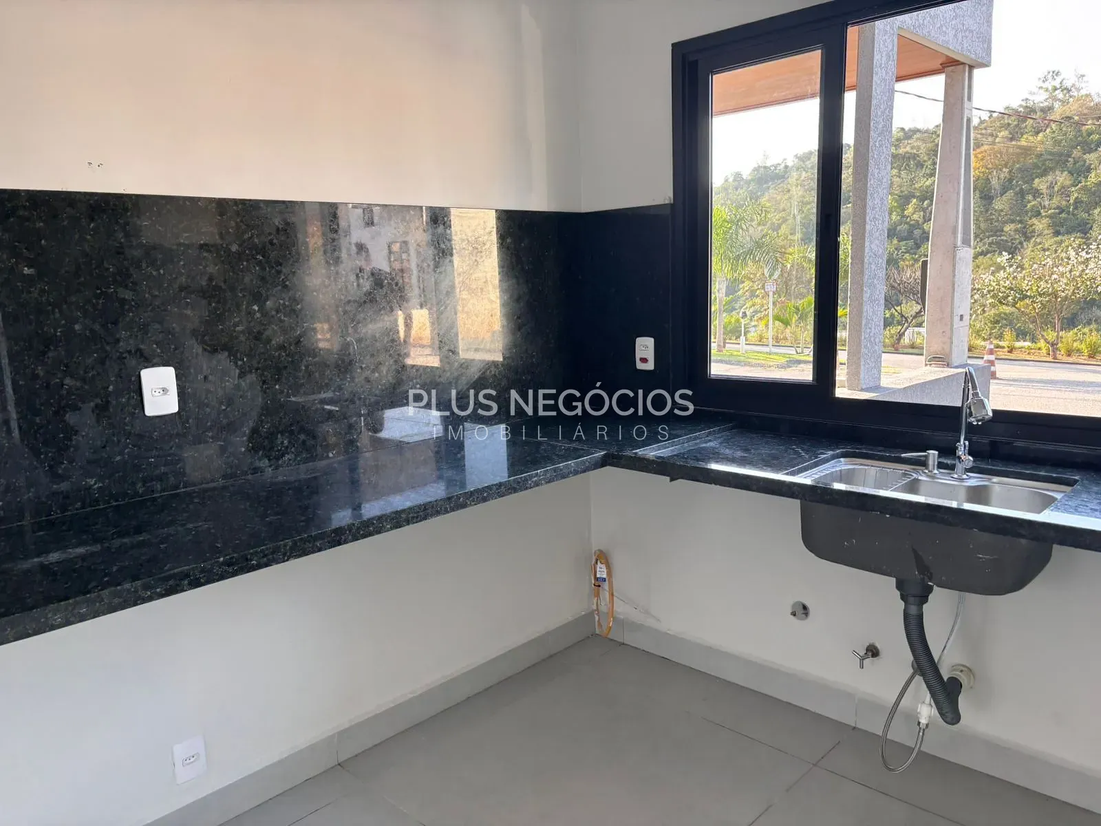 Casa, 3 quartos, 80 m² - Foto 2