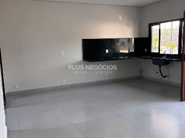 Casa com 160m² 3 quartos e 2 banheiros, à venda, no bairro Colina Santa Mônica em Votorantim