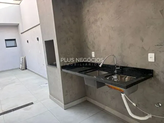Casa com 160m² 3 quartos e 2 banheiros, à venda, no bairro Colina Santa Mônica em Votorantim