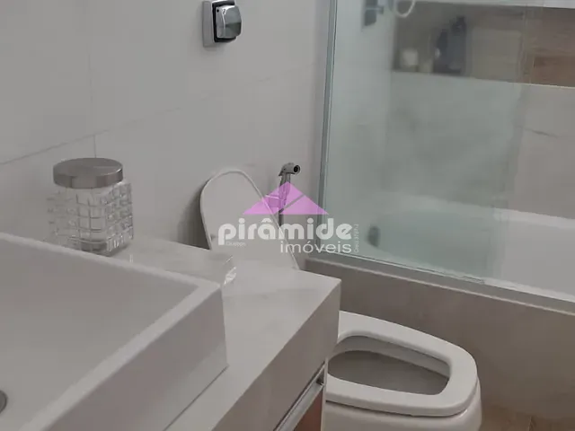 Casa com 375m² 2 quartos e 1 banheiro, à venda, no bairro Jardim São Judas Tadeu em São José dos Campos