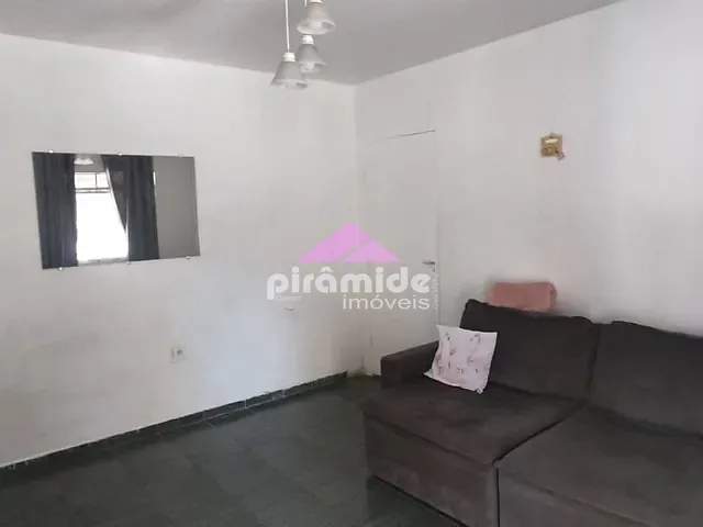 Casa com 375m² 2 quartos e 1 banheiro, à venda, no bairro Jardim São Judas Tadeu em São José dos Campos