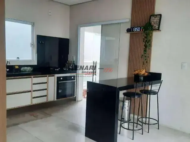 Casa com 250m² 3 quartos e 2 banheiros, à venda, no bairro Jardim Regina em Indaiatuba
