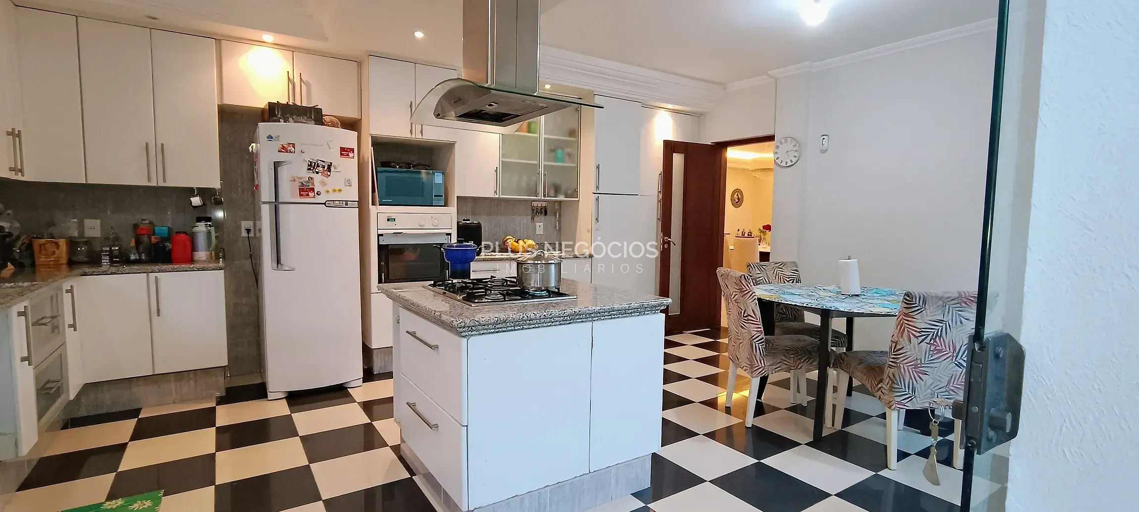 Casa, 4 quartos, 660 m² - Foto 28