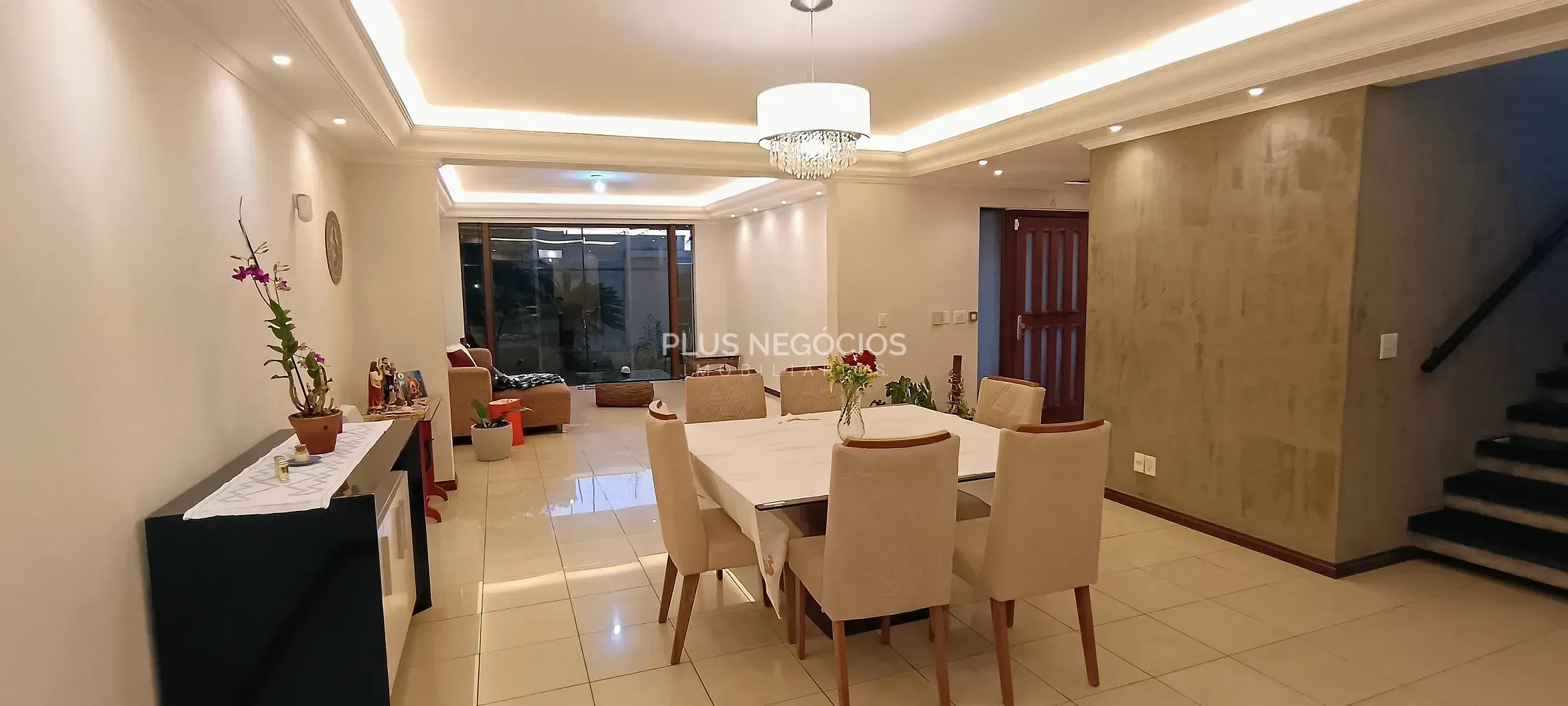 Casa, 4 quartos, 660 m² - Foto 1