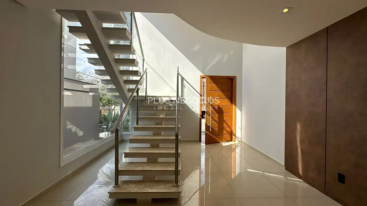 Casa, 3 quartos, 310 m² - Foto 4