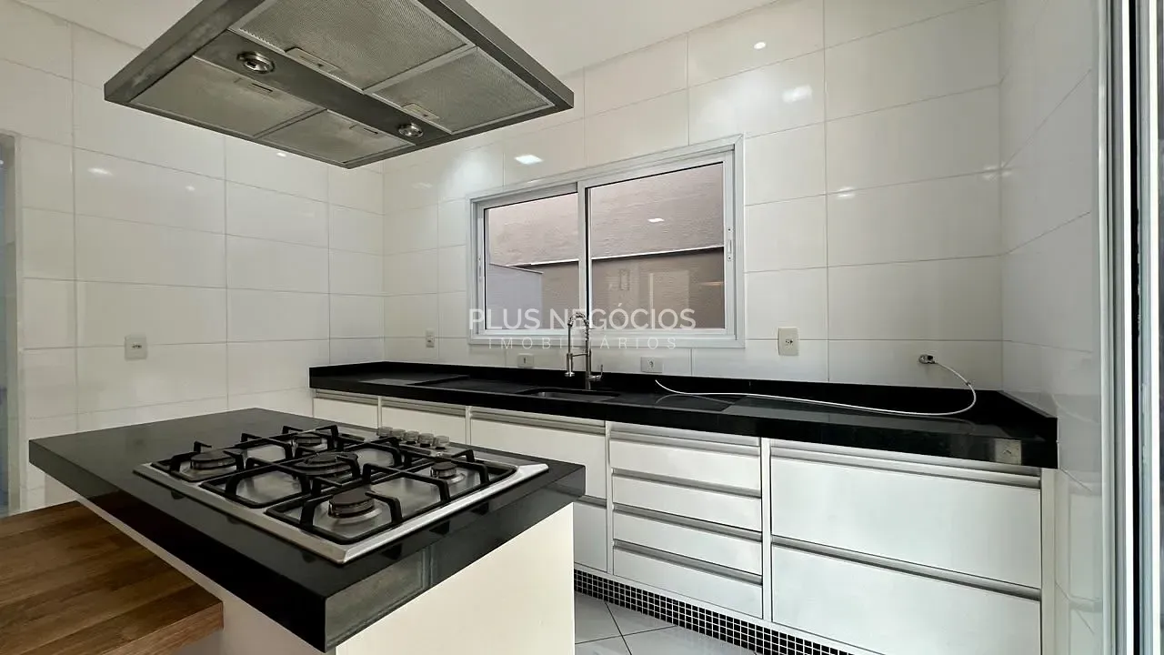 Casa, 3 quartos, 310 m² - Foto 29