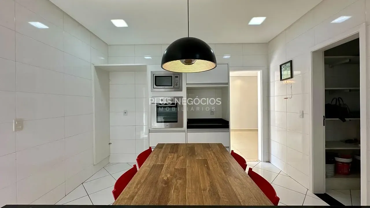 Casa, 3 quartos, 310 m² - Foto 32