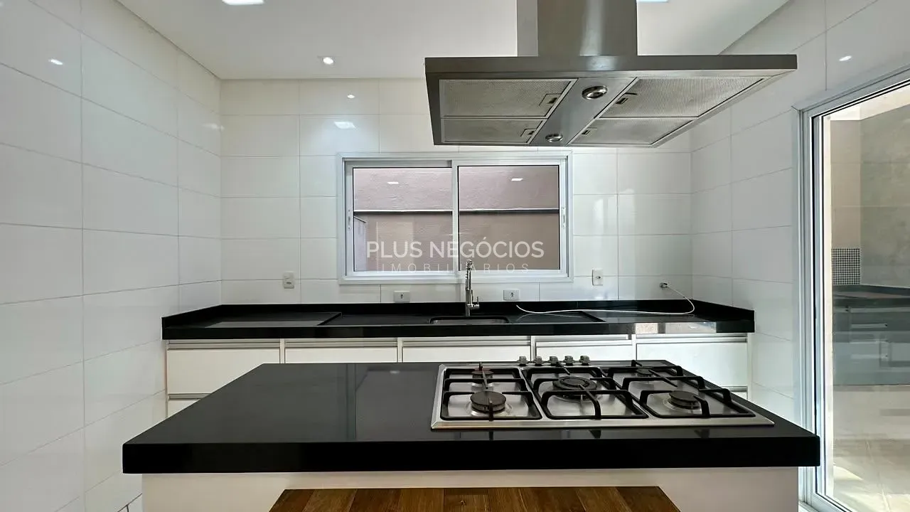 Casa, 3 quartos, 310 m² - Foto 35