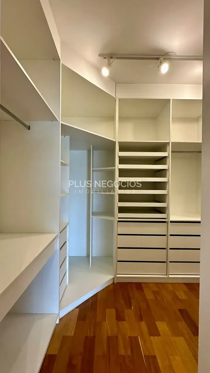 Casa, 3 quartos, 310 m² - Foto 47