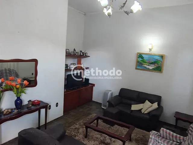 Casa com 250m² 4 quartos e 3 banheiros, à venda, no bairro Jardim dos Oliveiras em Campinas
