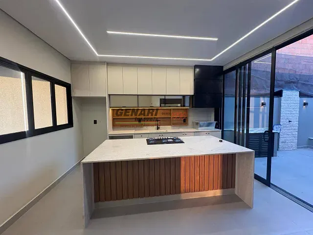 Casa com 200m² 3 quartos e 2 banheiros, à venda, no bairro Jardim Regente em Indaiatuba