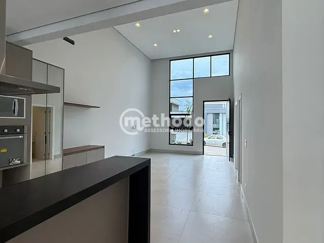 Casa 3 quartos e 5 banheiros, à venda, no bairro Roncáglia em Valinhos