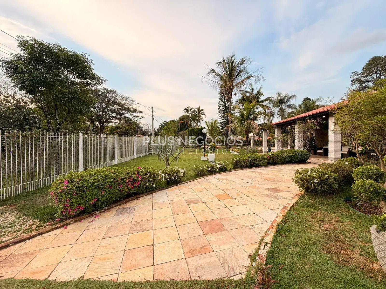 Casa, 5 quartos, 574 m² - Foto 2