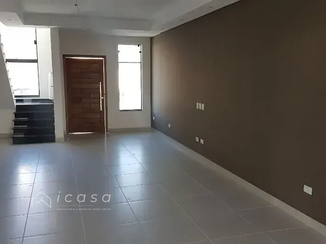 Casa com 250m² 3 quartos e 2 banheiros, à venda, no bairro Condomínio Residencial Jardins em Taubaté