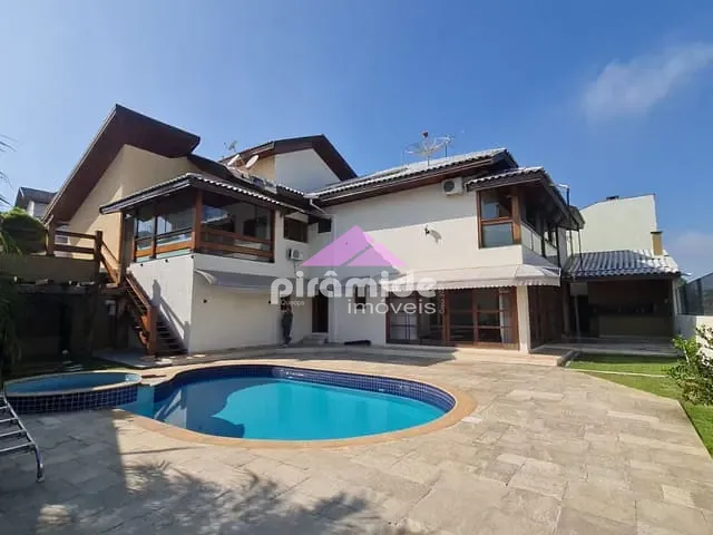 Casa com 501m² 4 quartos e 5 banheiros, à venda, no bairro Residencial Santa Helena em Caçapava