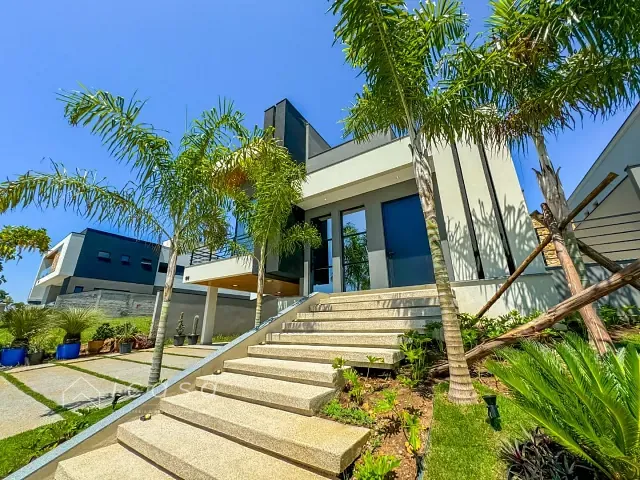 Casa com 480m² 3 quartos e 5 banheiros, à venda, no bairro Condomínio Residencial Alphaville II em São José dos Campos