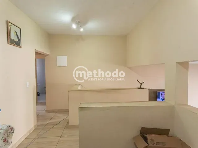 Casa com 255m² 4 quartos e 2 banheiros, à venda, no bairro Jardim Carlos Lourenço em Campinas