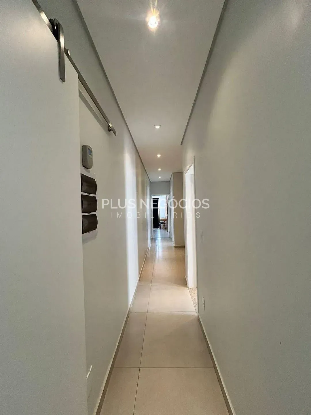 Casa, 3 quartos, 250 m² - Foto 9