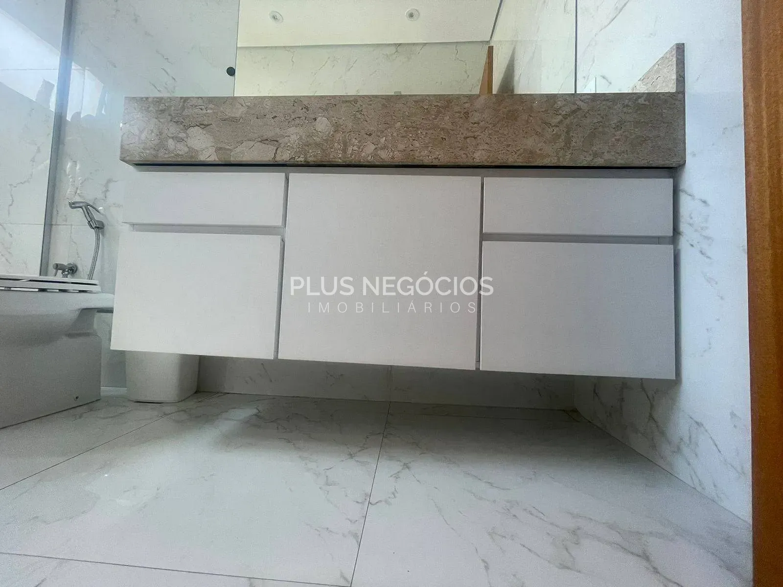 Casa, 3 quartos, 250 m² - Foto 32