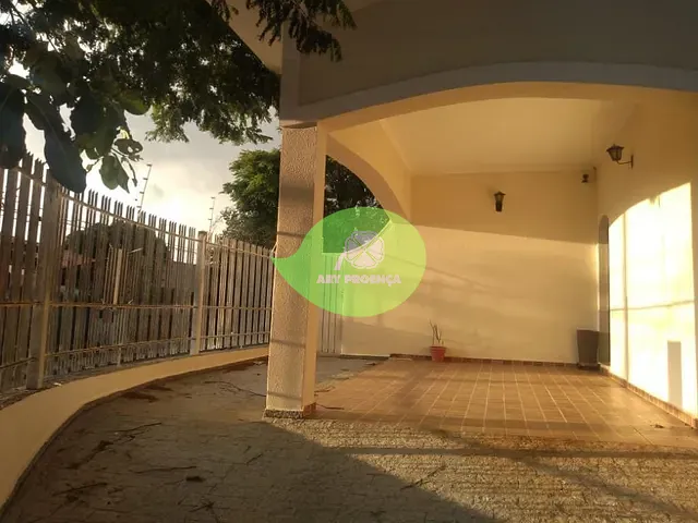 Casa com 260m² 3 quartos e 3 banheiros, para alugar, no bairro Jardim Vera Cruz em Sorocaba