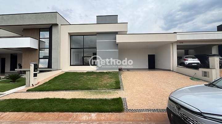 Casa, 3 quartos, 196 m² - Foto 1