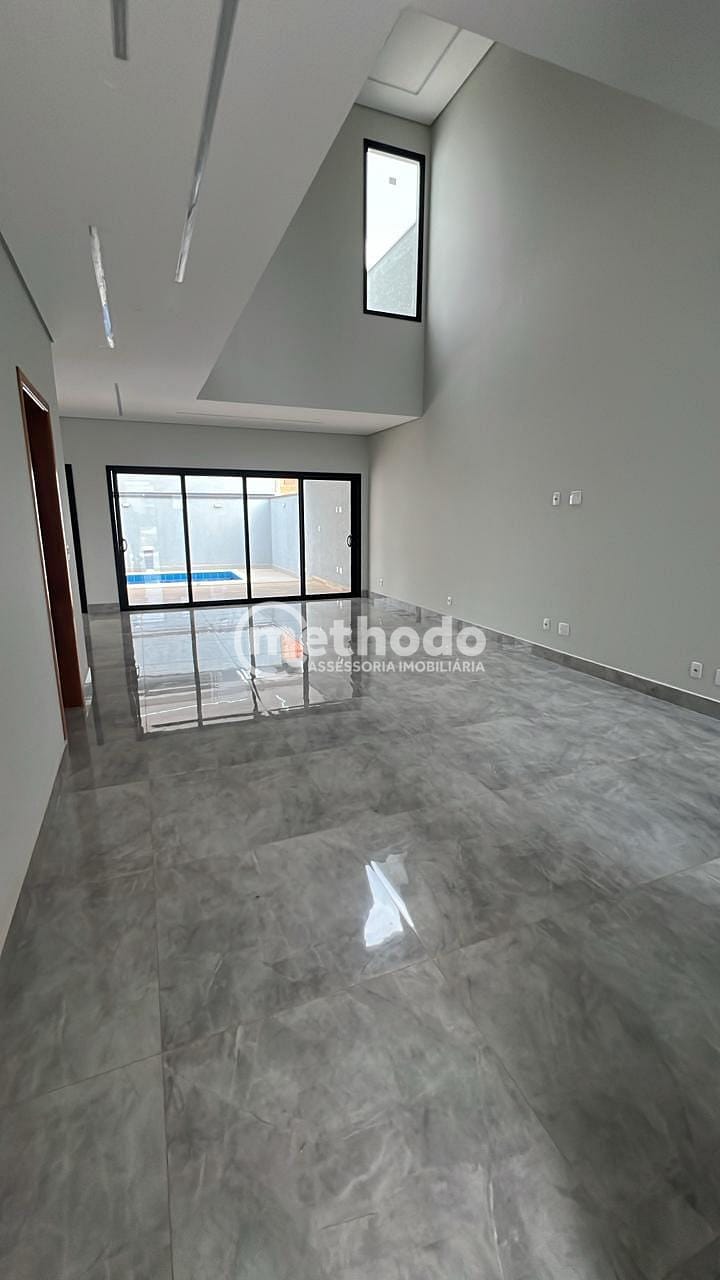 Casa, 4 quartos, 265 m² - Foto 3