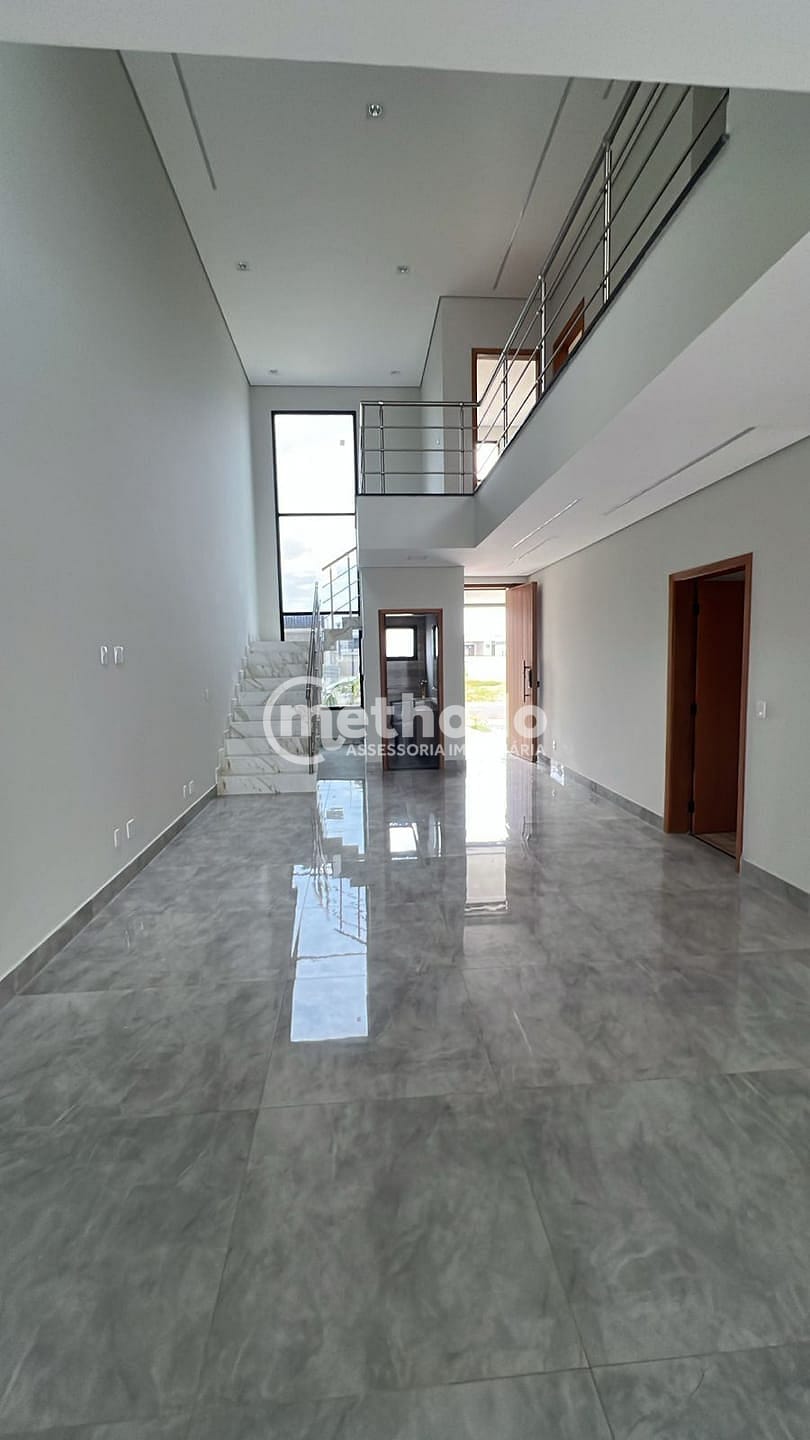 Casa, 4 quartos, 265 m² - Foto 2