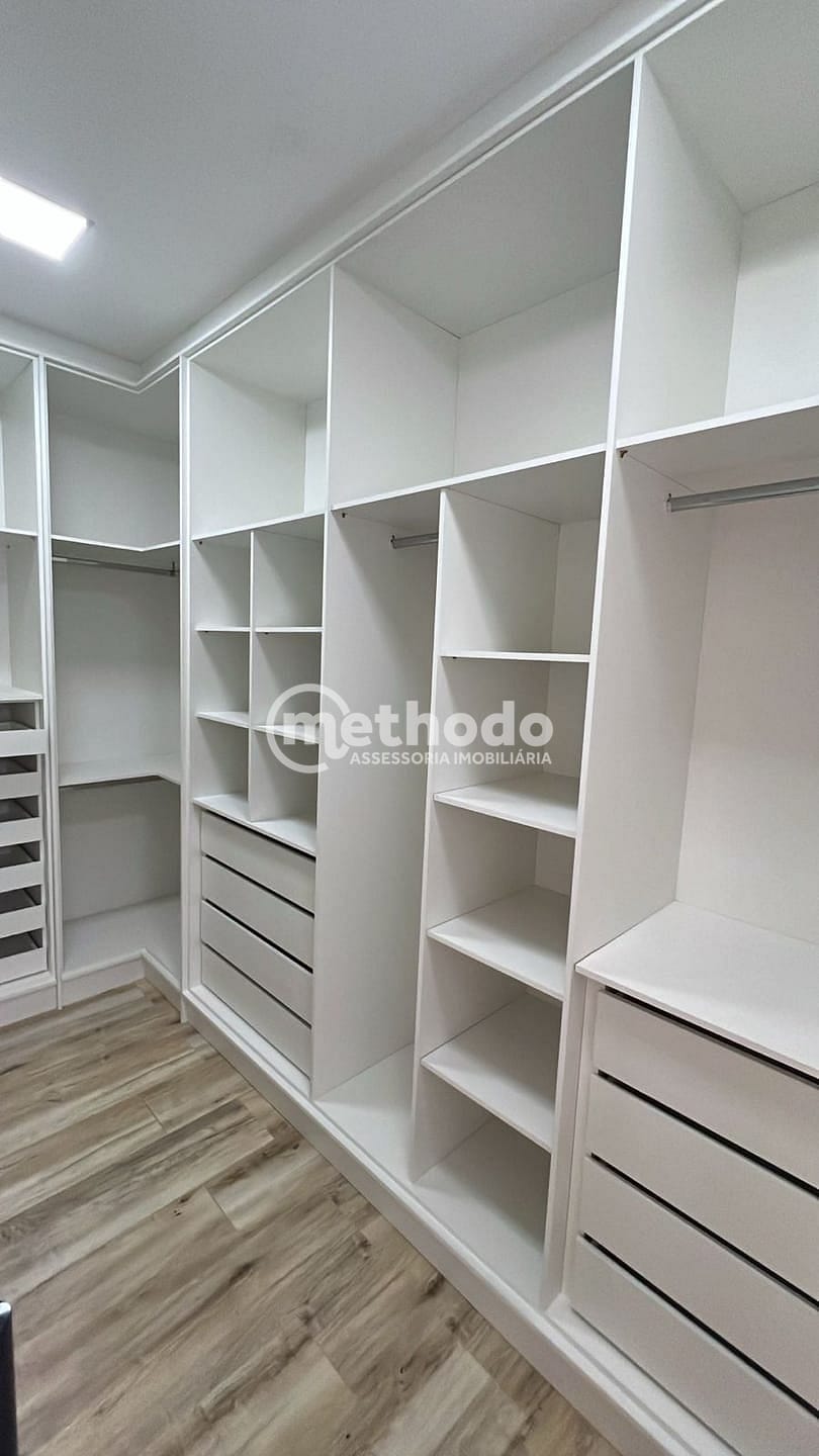 Casa, 4 quartos, 265 m² - Foto 13