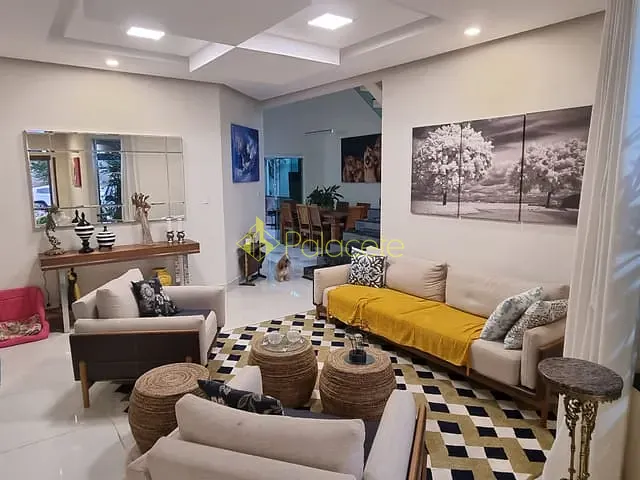 Casa com 424m² 4 quartos e 2 banheiros, à venda, no bairro Reserva dos Lagos em Pindamonhangaba