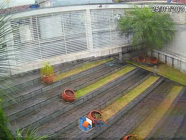 Casa com 500m² 3 quartos e 3 banheiros, à venda, no bairro Vila Mazzei em São Paulo