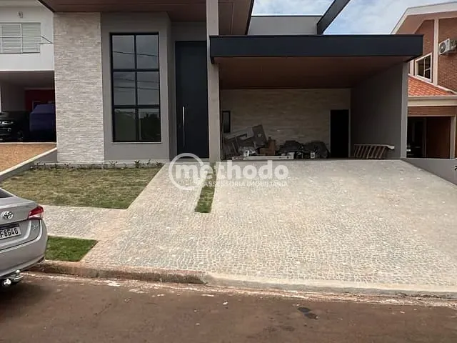 Casa com 330m² 3 quartos e 5 banheiros, à venda, no bairro Parque Brasil 500 em Paulínia