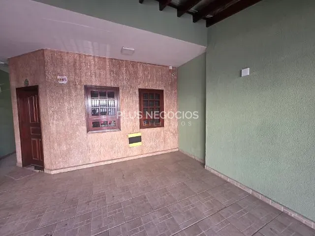 Casa 3 quartos e 4 banheiros, à venda, no bairro Jardim Simus em Sorocaba