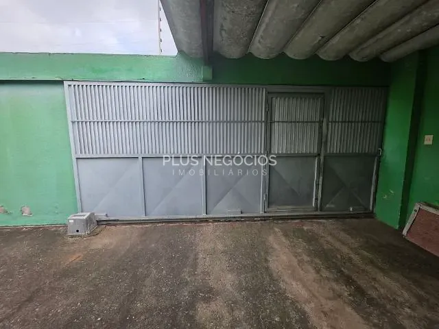 Casa com 250m² 3 quartos e 4 banheiros, à venda ou para alugar, no bairro Jardim Simus em Sorocaba
