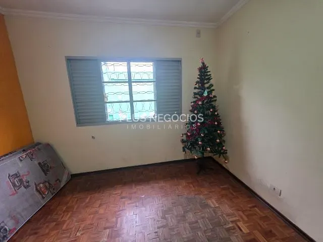 Casa com 250m² 3 quartos e 4 banheiros, à venda ou para alugar, no bairro Jardim Simus em Sorocaba