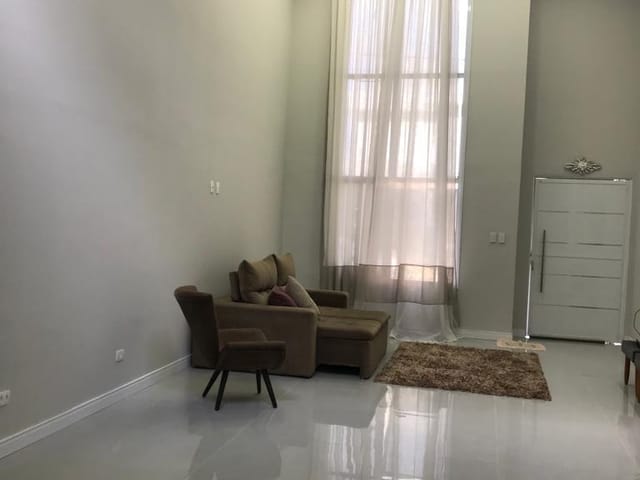 Casa com 257m² 3 quartos e 4 banheiros, à venda, no bairro Guedes em Tremembé