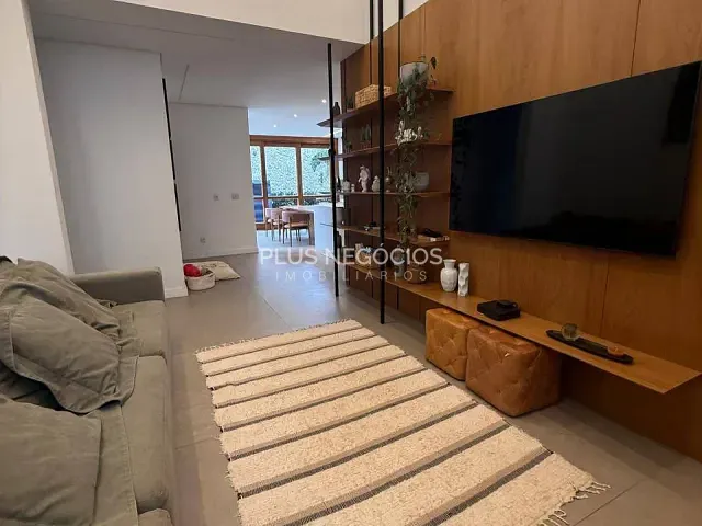 Casa com 300m² 3 quartos e 4 banheiros, à venda, no bairro Parque Esplanada em Votorantim
