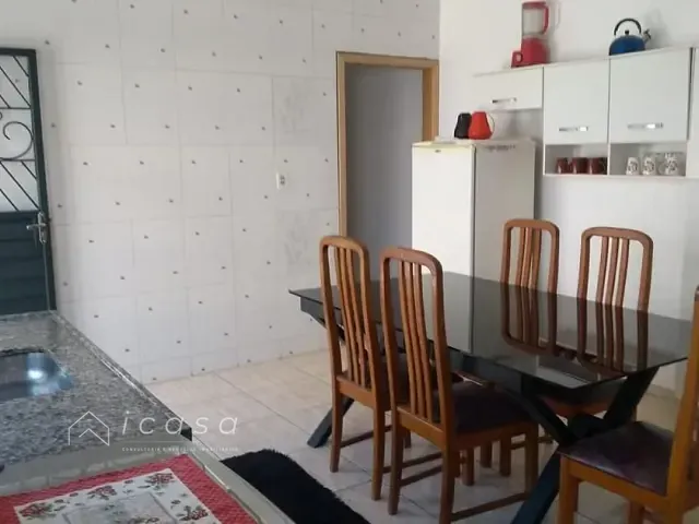 Casa com 175m² 2 quartos e 4 banheiros, à venda, no bairro Parque Residencial Santo André em Caçapava