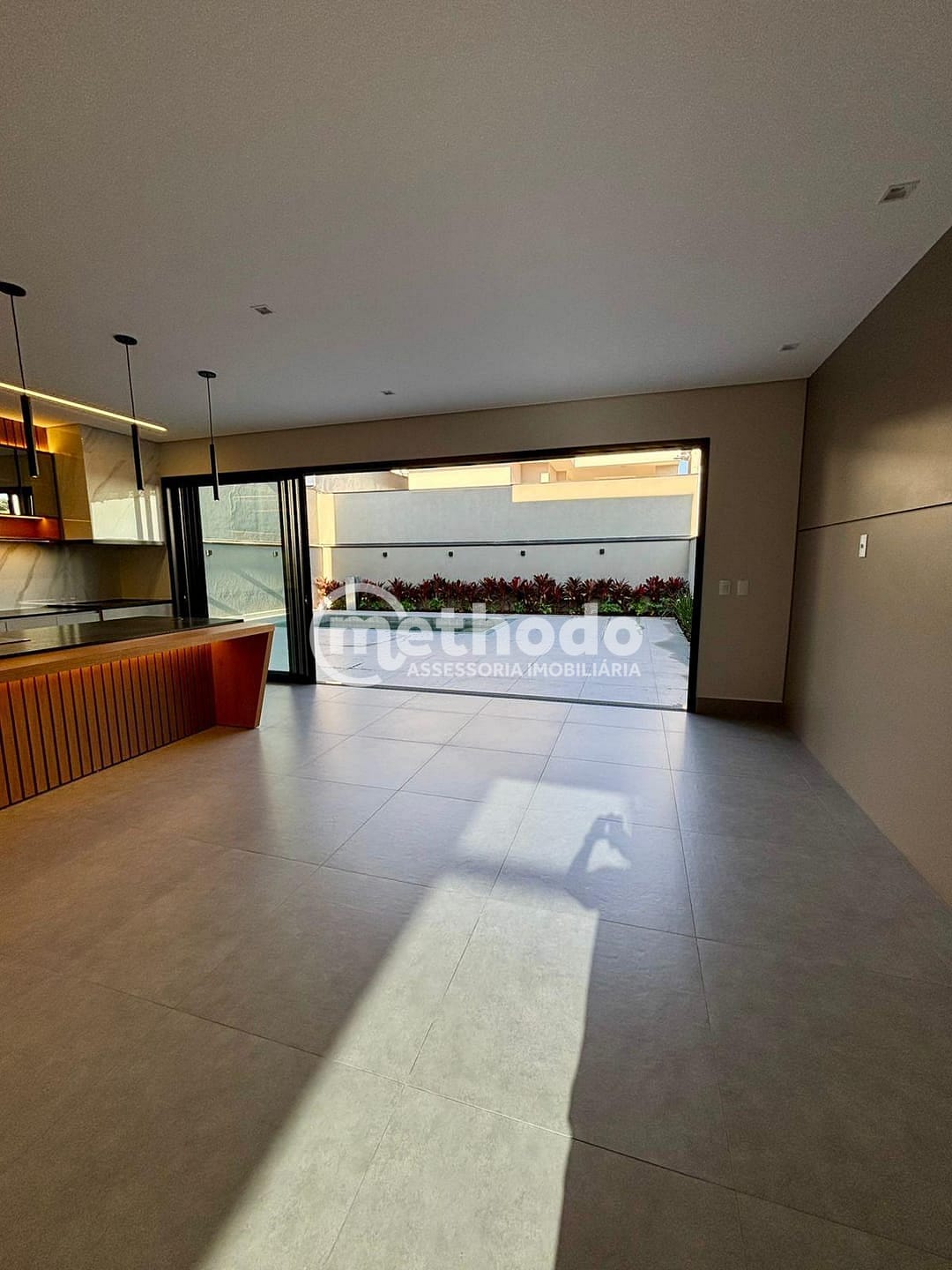 Casa, 4 quartos, 265 m² - Foto 3