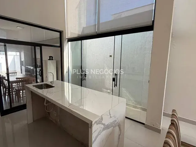 Casa 3 quartos e 3 banheiros, à venda, no bairro Chácaras Residenciais Santa Maria em Votorantim