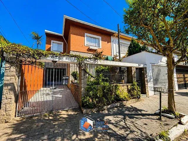 Casa com 150m² 3 quartos e 3 banheiros, à venda, no bairro Vila Cordeiro em São Paulo