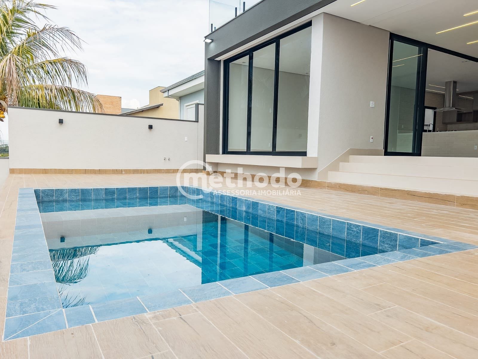 Casa, 4 quartos, 319 m² - Foto 2