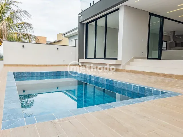 Casa com 400m² 4 quartos e 5 banheiros, à venda, no bairro Nações em Valinhos