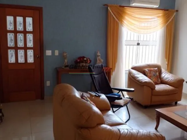 Casa com 418m² 3 quartos e 3 banheiros, à venda, no bairro Vila Maria Helena em Indaiatuba